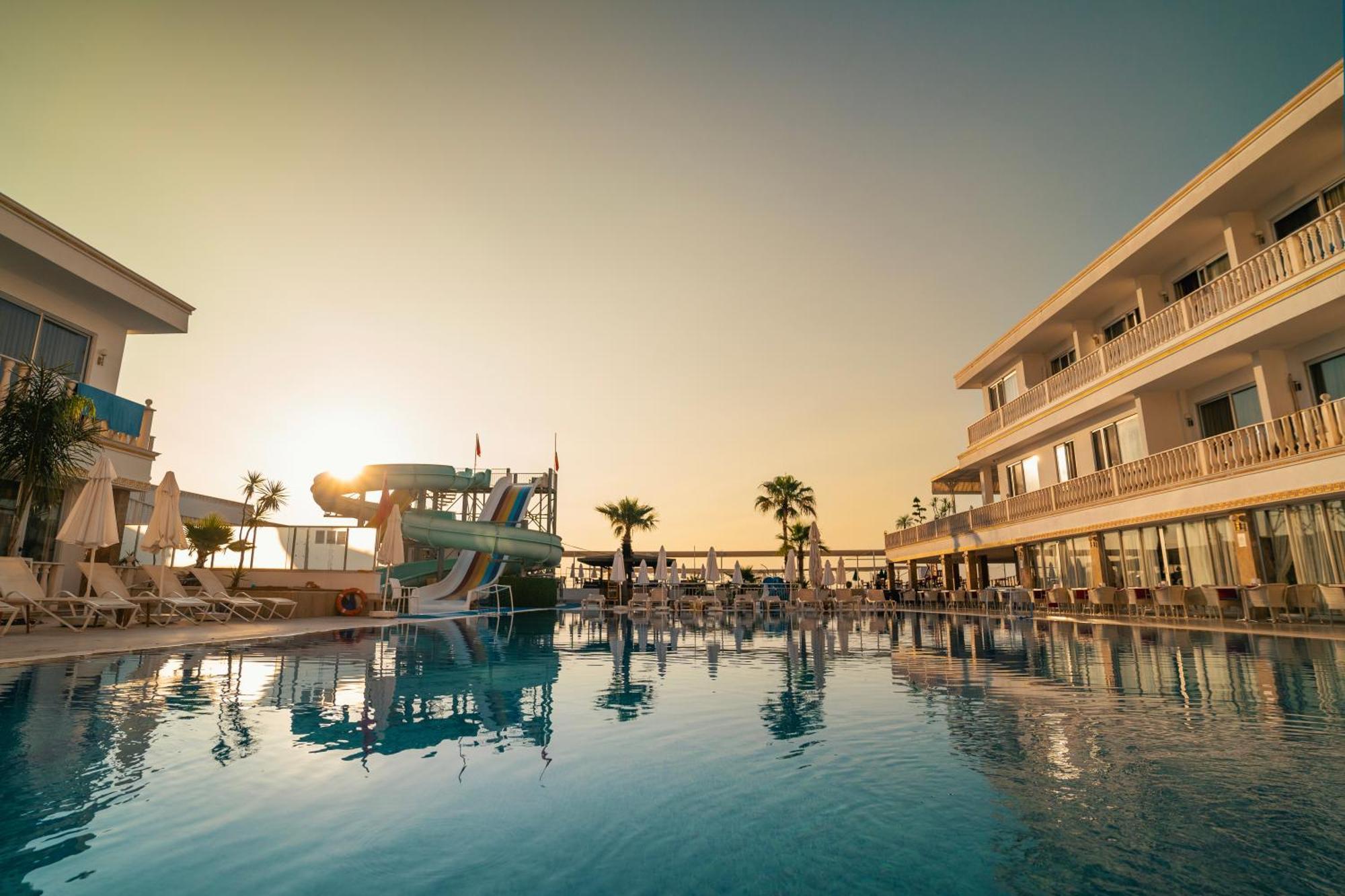 Sl La Perla Hotel Kemer アンタルヤ エクステリア 写真